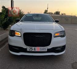 2020 كرايسلر 300