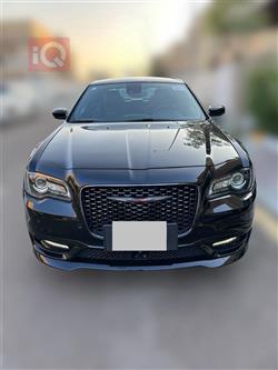 2023 كرايسلر 300