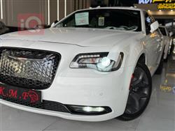 Chrysler 300 2021