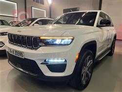 2024 جيب جراند شيروكي