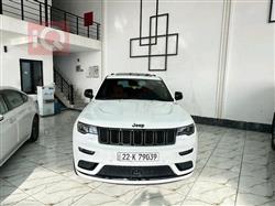 2022 جيب جراند شيروكي