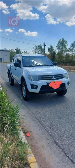 2012 ميتسوبيشي L200