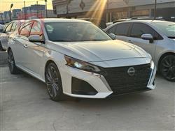 Nissan Altima 2023