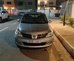 2007 نيسان تيدا