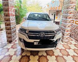 2021 تويوتا لاندكروزر