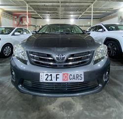 2013 تويوتا كورولا