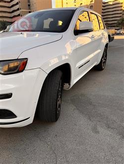 2018 جيب جراند شيروكي