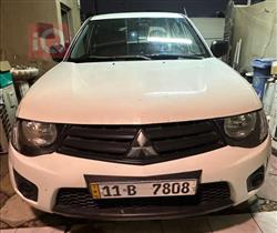 Mitsubishi L200 2011