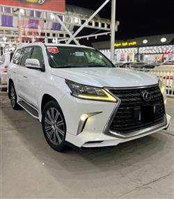 Lexus LX 2017
