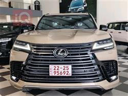 2025 لكزس LX