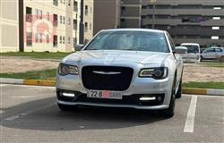 Chrysler 300 2021