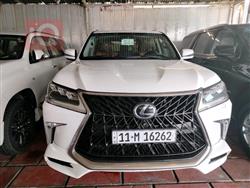 2017 لكزس LX
