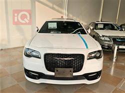 Chrysler 300 2022