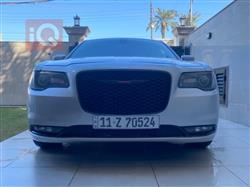 Chrysler 300 2022