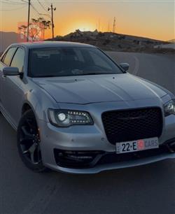 Chrysler 300 2023