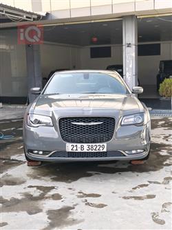 Chrysler 300 2019