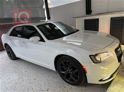 Chrysler 300 2023