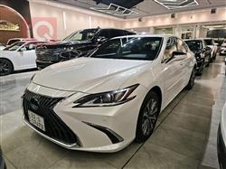Lexus ES 2023