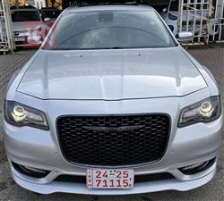 Chrysler 300 2023
