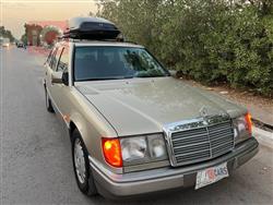 Mercedes-Benz E-Class 1993