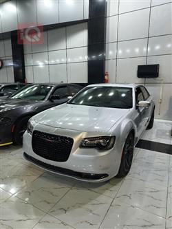 Chrysler 300 2023