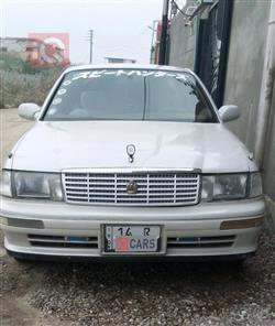 Toyota Crown 2000