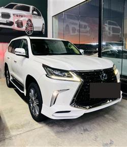 Lexus LX 2017