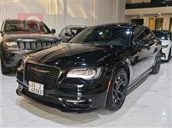 Chrysler 300 2023