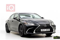 Lexus ES 2023