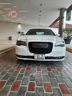Chrysler 300 2023