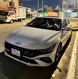 Hyundai Elantra 2025