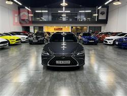 Lexus ES 2022