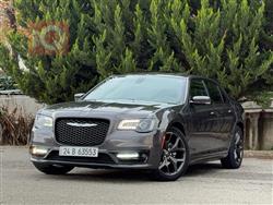 Chrysler 300 2022