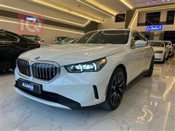 BMW 5-Series 2024