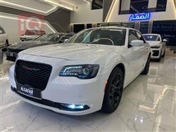 Chrysler 300 2023