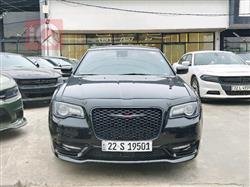 Chrysler 300 2022