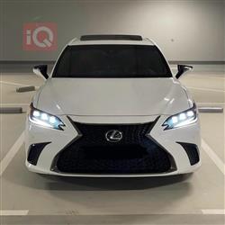 Lexus ES 2022