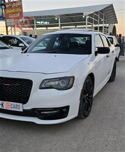 Chrysler 300 2017