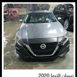 Nissan Altima 2020