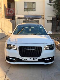 Chrysler 300 2018