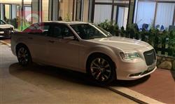 Chrysler 300 2019