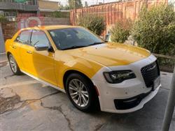 Chrysler 300 2022