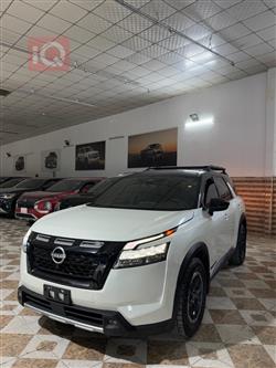 Nissan Pathfinder 2024