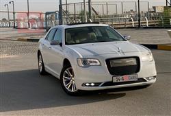 Chrysler 300 2017
