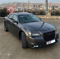 Chrysler 300 2021