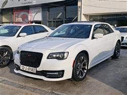 Chrysler 300 2018