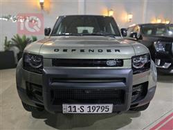 Land Rover Defender 2023