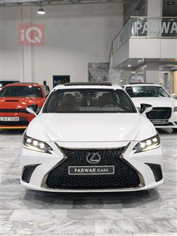 Lexus ES 2022
