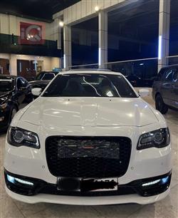 Chrysler 300 2023