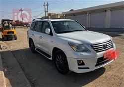 Lexus LX 2011